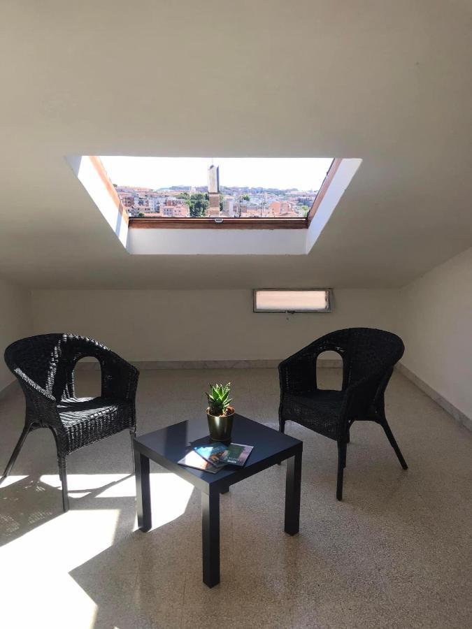 Lole Apartment - Анкона Екстериор снимка
